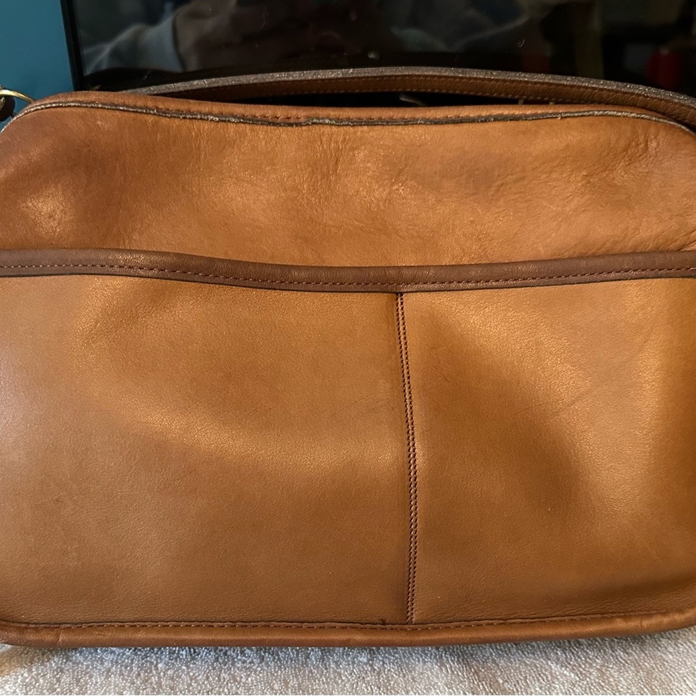 Vintage Coach 9300 Companion Bag